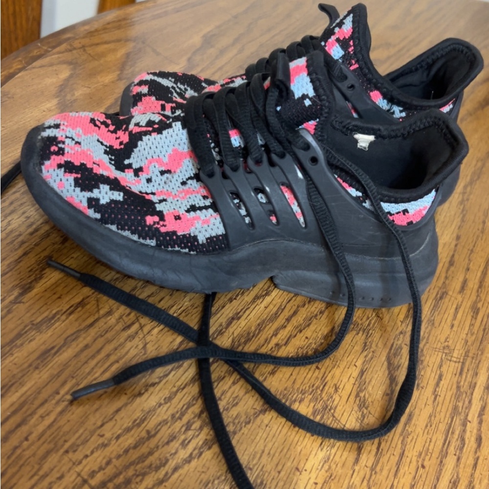 Black and Pink Patterned Sneakers